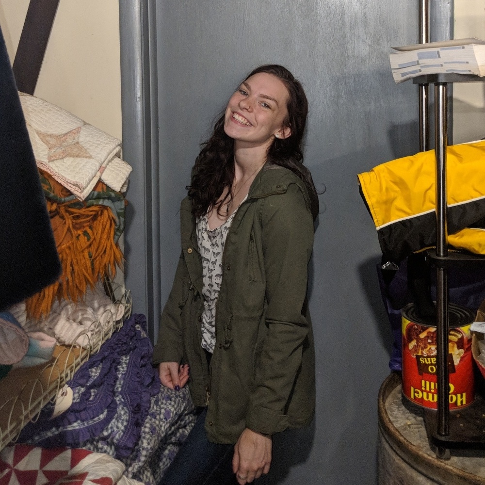 Meet Your Posher, Michaela!
